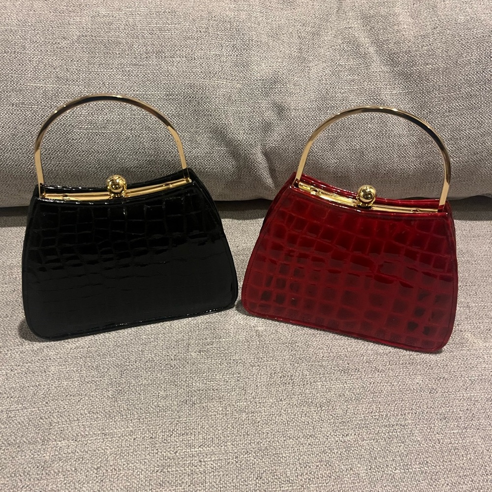 Elegant  Black and Red Croc-Embossed evening Handbag Set
